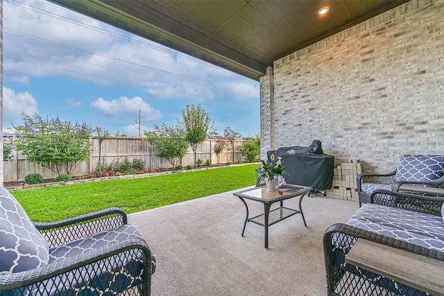 1939 Heather Canyon Dr, Pearland, TX 77089 - fenced backyard featuring a patio