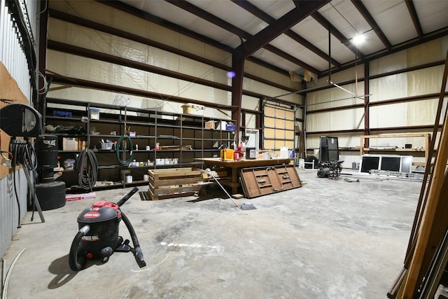 6709 Jay Rd, Hitchcock, TX 77563 - garage with a workshop area