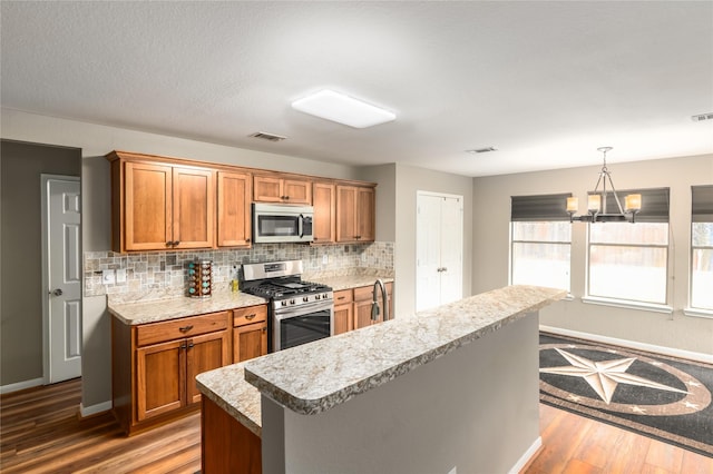 7918 Forest Stone St N, Baytown, TX 77523 - photo 6