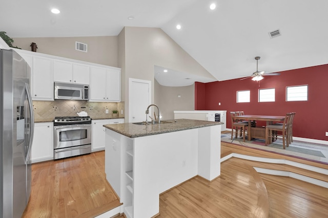 9806 Samantha Suzanne Ct, Houston, TX 77025 - photo 5