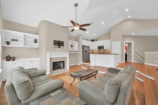 9806 Samantha Suzanne Ct, Houston, TX 77025 - photo 9