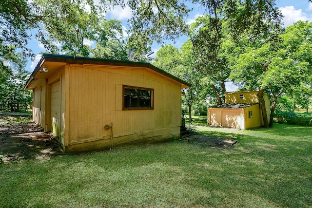 406 Hidden Creek Cir, Sealy, TX 77474 - photo 40