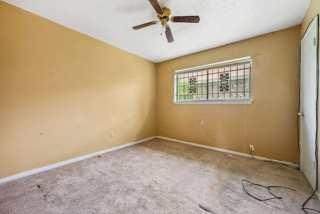 11302 Murr Way, Houston, TX 77048 - carpeted empty room featuring a textured ceiling and ceiling fan