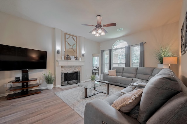 711 Stonewall Jackson Ct, Conroe, TX 77302 - photo 9