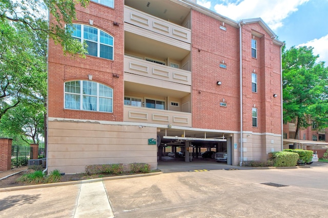 2100 Welch St Unit C212, Houston, TX 77019 - photo 2