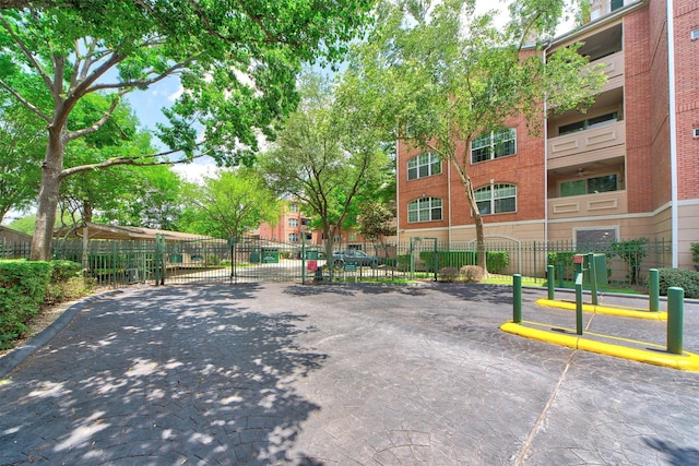 2100 Welch St Unit C212, Houston, TX 77019 - photo 3