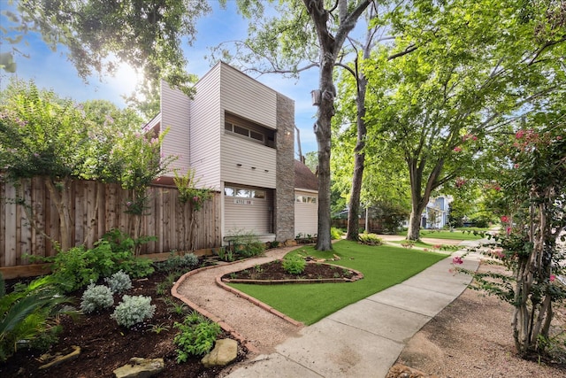 6532 Community Dr, West University Place, TX 77005 - view of yard