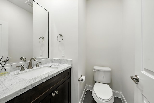 4106 Schuler St, Houston, TX 77007 - bathroom featuring vanity and toilet