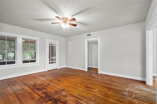 502 11th Ave N Unit 1-6, Texas City, TX 77590 - photo 6