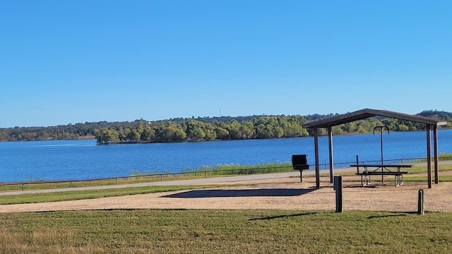 2468 Sierra Rd, Brenham, TX 77833