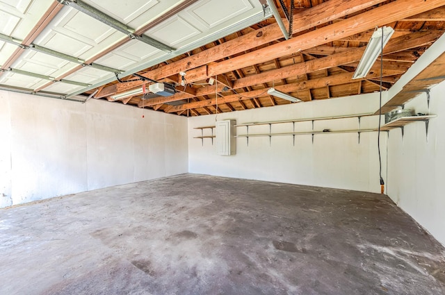 510 Shenandoah Dr, Shenandoah, TX 77381 - garage featuring a garage door opener