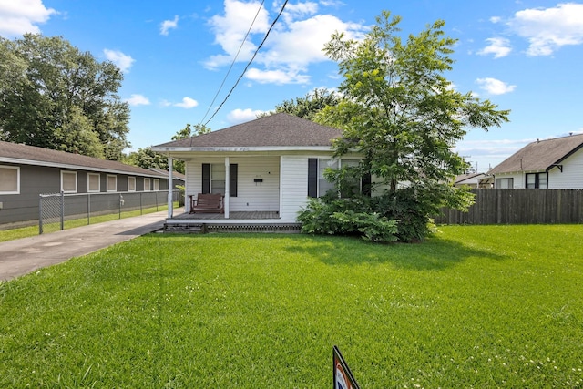 815 N 14th St, Nederland, TX 77627 - photo 1