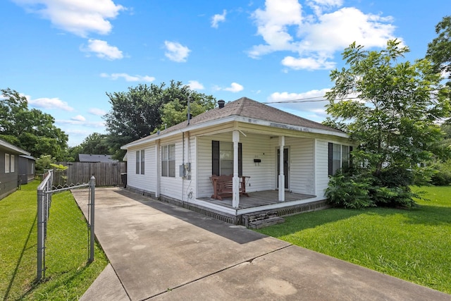 815 N 14th St, Nederland, TX 77627 - photo 2