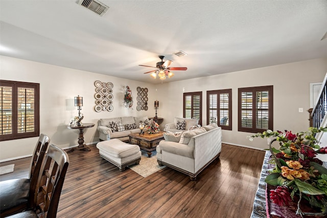 8119 Oat Meadow Trl, Houston, TX 77049 - photo 6