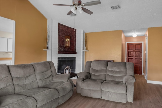 2450 Edgedale Dr, Missouri City, TX 77489 - photo 5