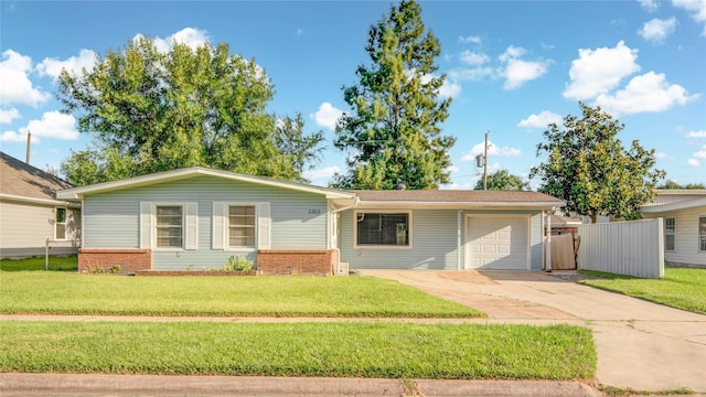 3302 Cedarcrest Dr, Pasadena, TX 77503 - photo 3