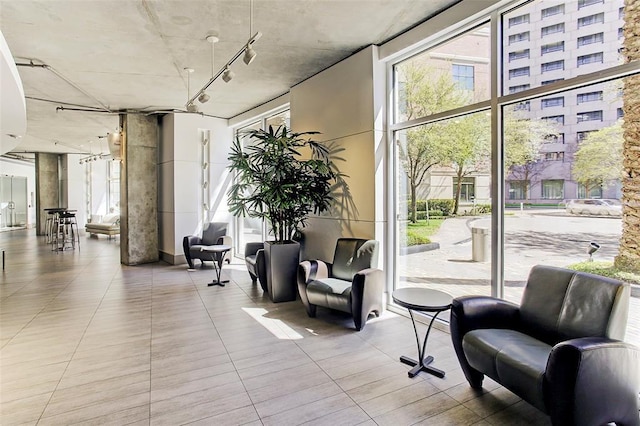 1901 Post Oak Unit 302, Houston, TX 77056 - common area featuring a towering ceiling