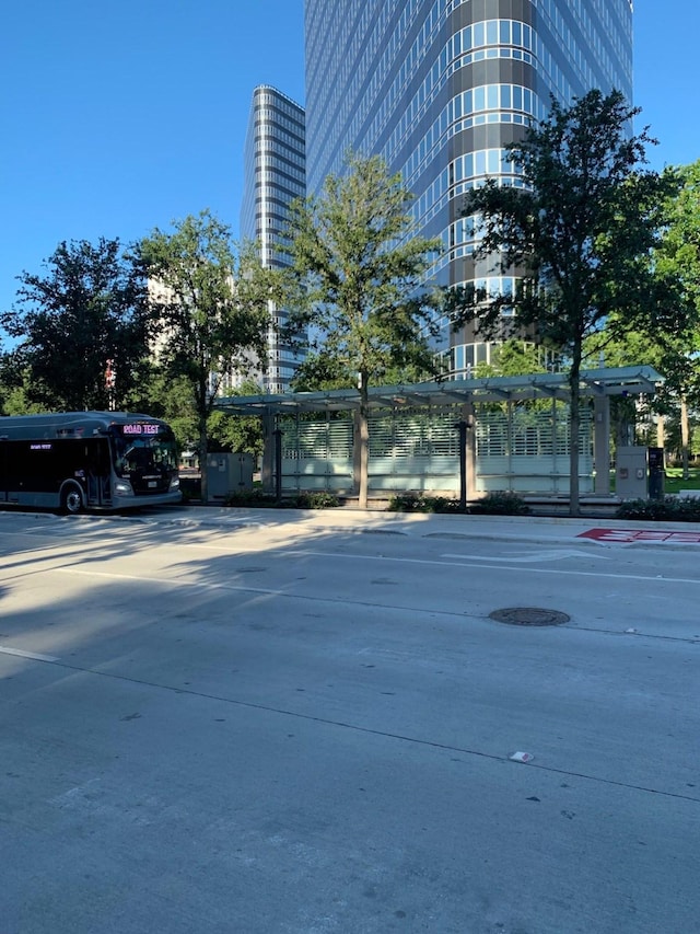 1901 Post Oak Unit 302, Houston, TX 77056 - view of building exterior
