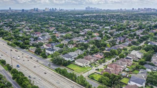 4628 Pine St, Bellaire, TX 77401