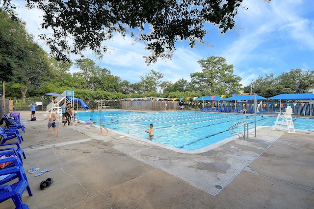4628 Pine St, Bellaire, TX 77401
