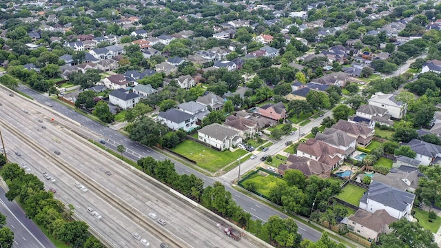4628 Pine St, Bellaire, TX 77401