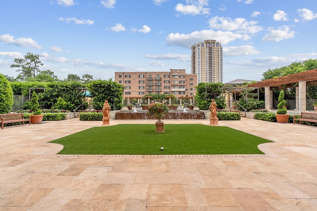 1100 Uptown Park Blvd Unit 23, Houston, TX 77056 - view of community with a lawn and a patio