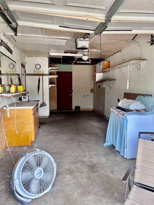 1410 Caplin St, Houston, TX 77022 - garage with a garage door opener