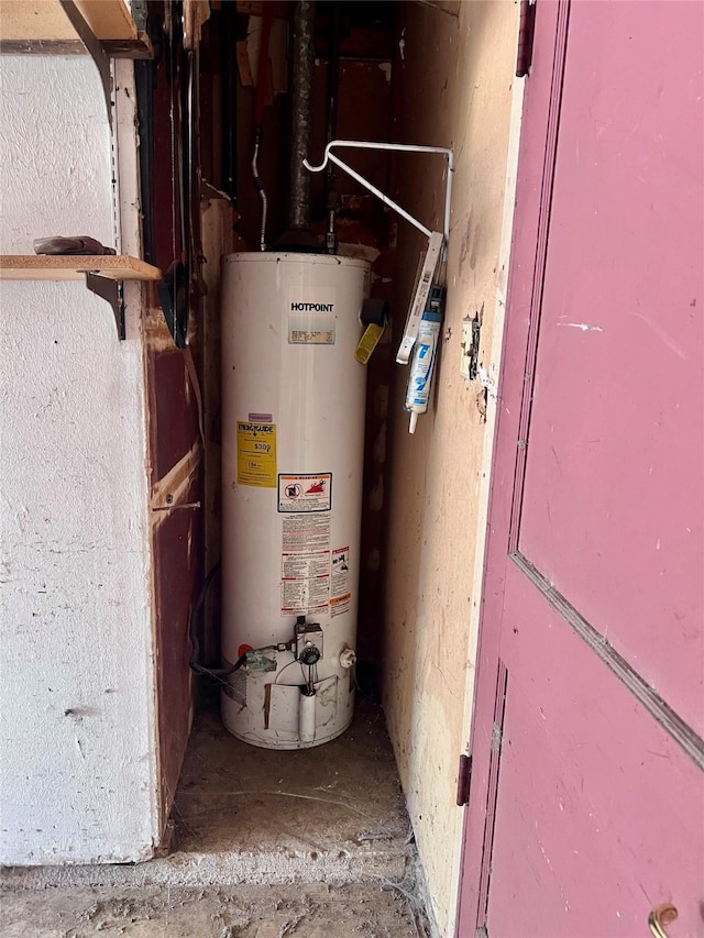 1410 Caplin St, Houston, TX 77022 - utilities with gas water heater