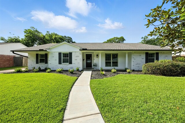 10718 Chevy Chase Dr, Houston, TX 77042 - photo 2