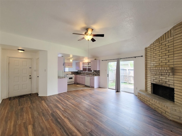 6704 Bluebottle Ln, Katy, TX 77449 - photo 3