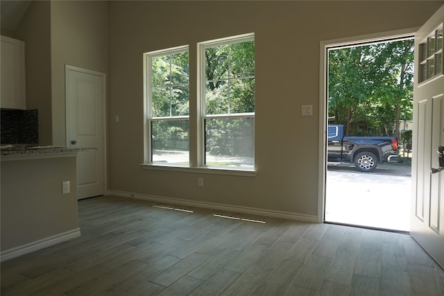 9587 Darkwood St, Willis, TX 77318 - photo 3
