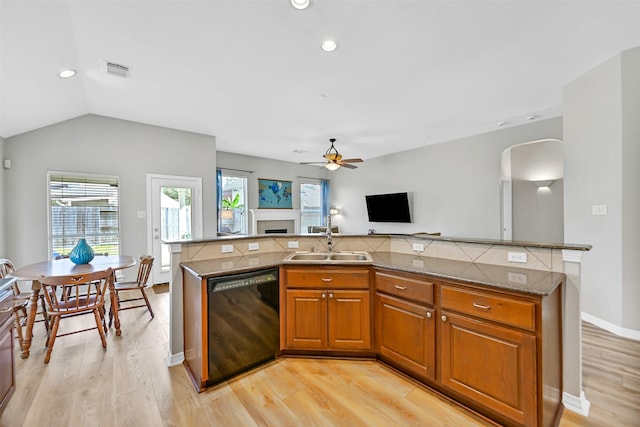 11505 Shoal Creek Ct, Pearland, TX 77584 - photo 9