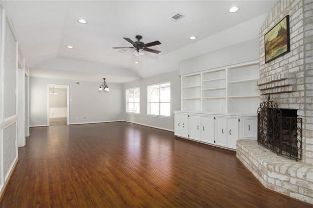 7822 Rollingbrook Dr, Houston, TX 77071 - photo 2