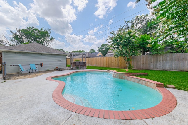 1711 Earl Of Dunmore St, Katy, TX 77449 - view of pool with a fenced backyard and a patio area