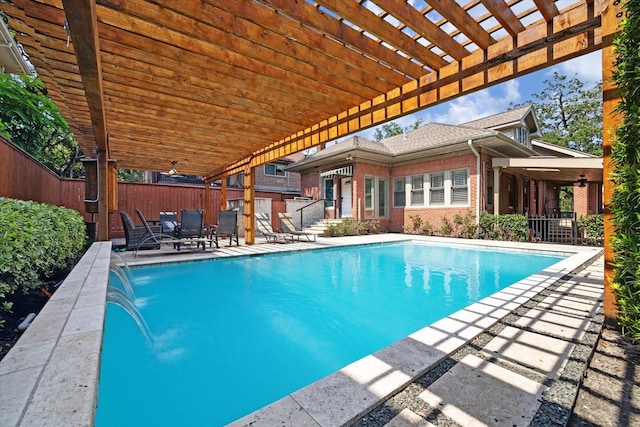 3404 Audubon Pl, Houston, TX 77006 - view of swimming pool featuring a pergola and a patio area