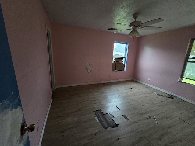 8312 Lanewood Dr, Houston, TX 77016 - photo 8