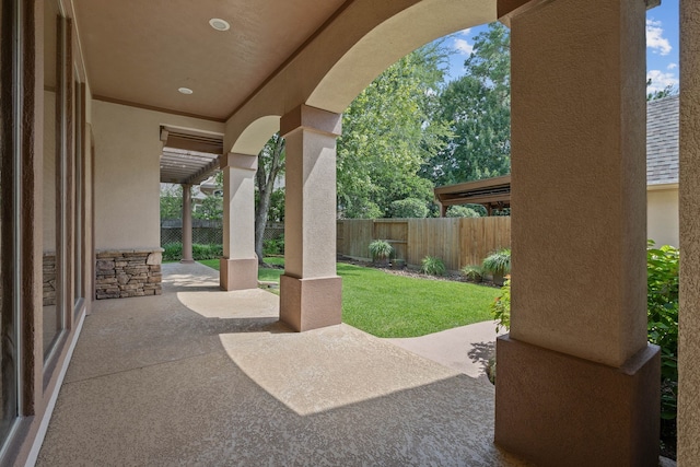 102 W Racing Cloud Ct, The Woodlands, TX 77381 - view of patio