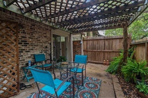 2118 Casa Rio Cir, Dickinson, TX 77539 - photo 10