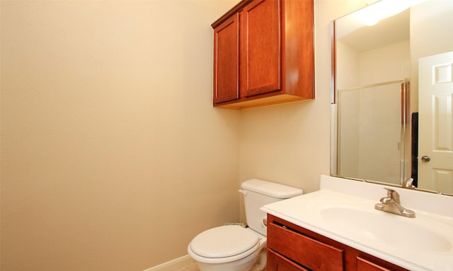6607 Lake Woodlands Dr Unit 223, The Woodlands, TX 77382 - full bath featuring vanity and a shower with shower door