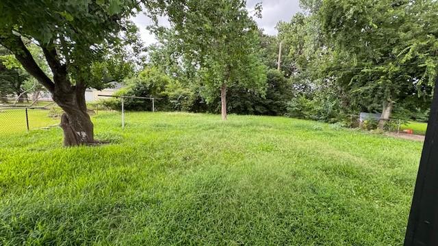 7605 Delavan Dr, Houston, TX 77028 - photo 10
