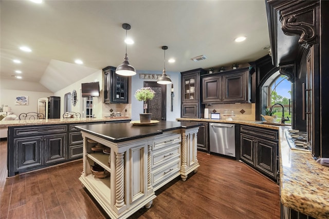 6222 Sjolander Cir, Baytown, TX 77521 - photo 11