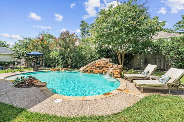 2806 Hazy Hillside Ct, Kingwood, TX 77345 - photo 35