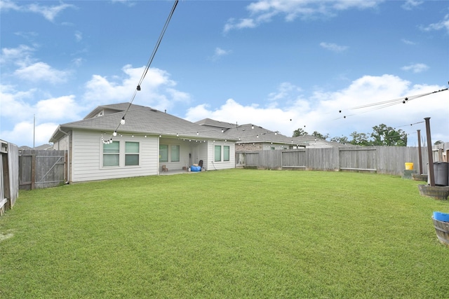 2435 Palmer Lake Ln, Spring, TX 77373 - rear view of property with a fenced backyard