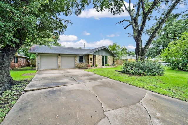 10519 Brinwood Dr, Houston, TX 77043 - photo 1