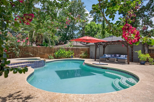 5903 Havenwoods Dr, Houston, TX 77066 - view of swimming pool featuring an outdoor living space, a fenced backyard, a patio, and a pool with connected hot tub