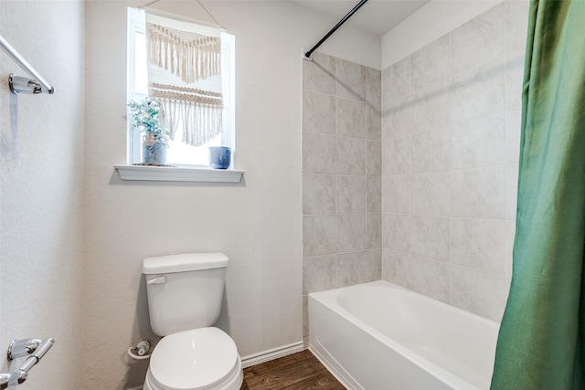 1007 Cozumel Emerald, San Antonio, TX 78253 - full bath with shower / bath combination with curtain and wood finished floors