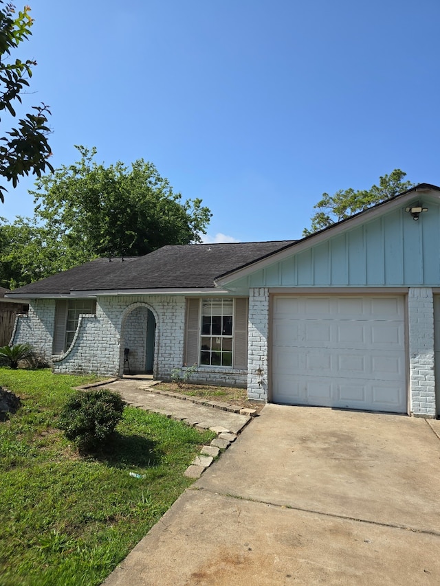 7719 Garsee Dr, Houston, TX 77040 - photo 1