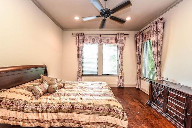 12349 Tramonto Dr, Conroe, TX 77304 - bedroom with crown molding, dark wood-style floors, recessed lighting, and a ceiling fan