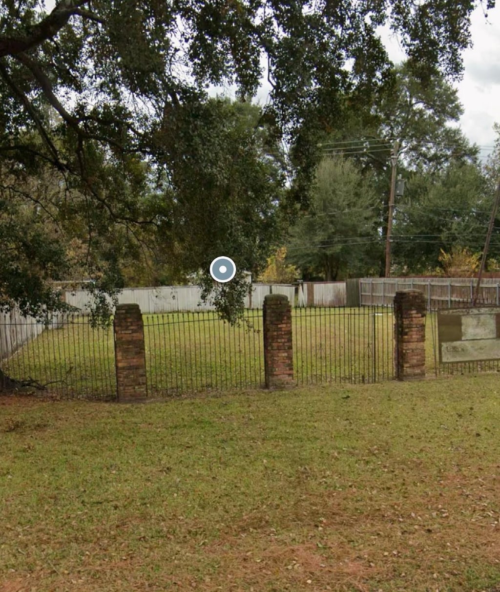 955 W Donovan St, Houston, TX 77091 - photo 2