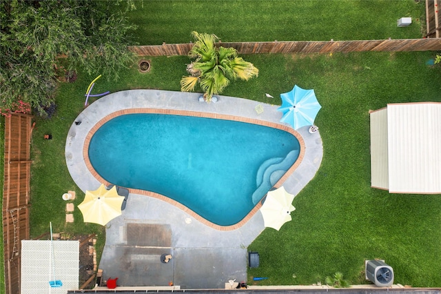1103 W Brompton Dr, Pearland, TX 77584 - view of pool